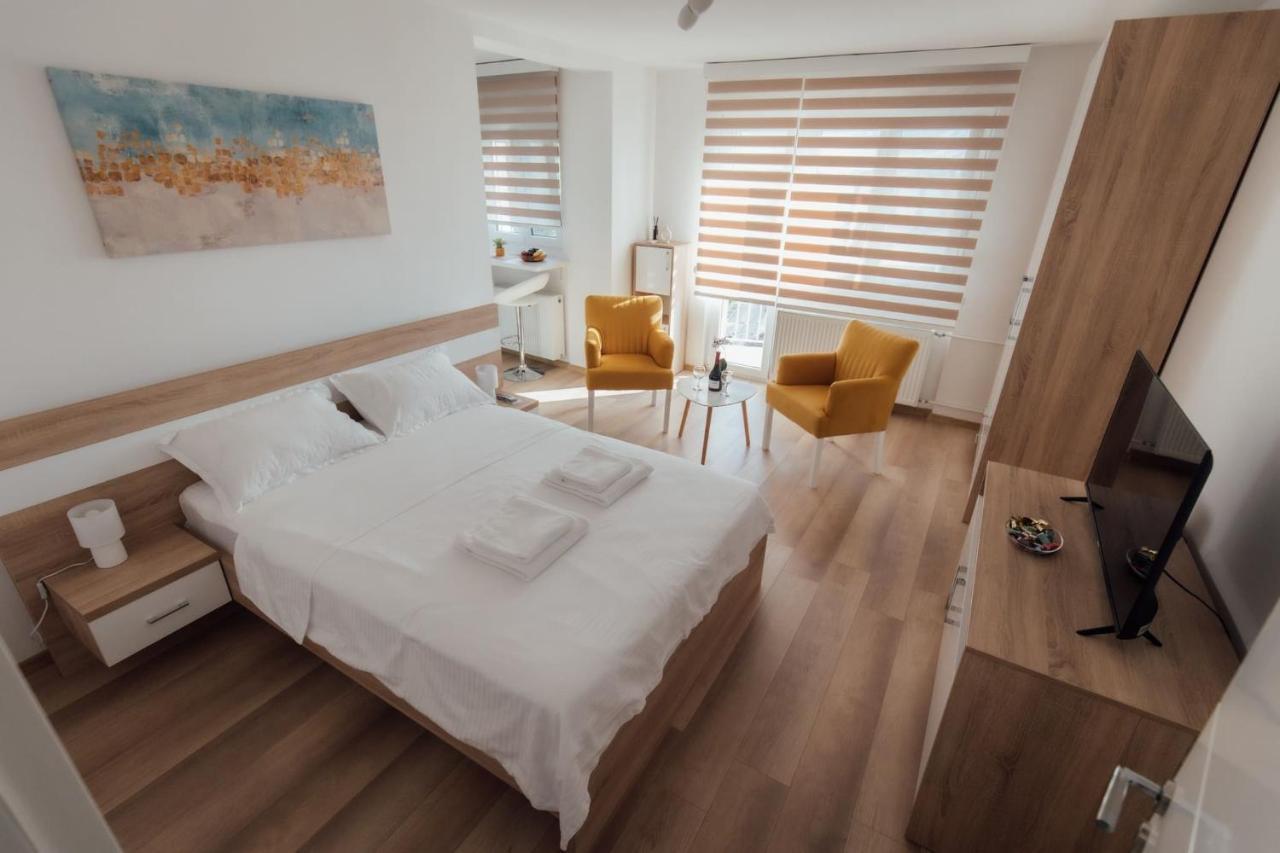La Casa M Apartment วรชาซ ภายนอก รูปภาพ
